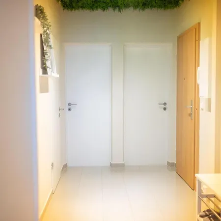 Stilvolles Mit Balkon & Wifi Apartamento