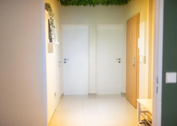 Stilvolles Mit Balkon & Wifi شقة